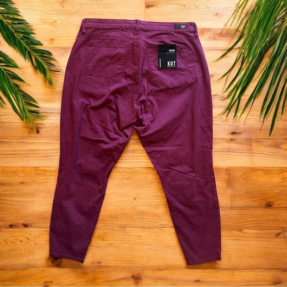 KUT from the Kloth Donna Ankle Skinny Jeans - Size 16W - Burgundy - Picture 6 of 13